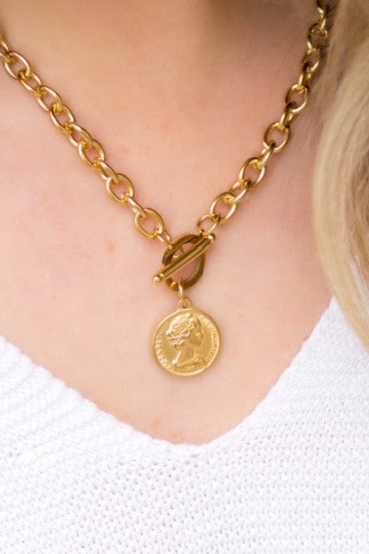 Aili's Corner Gold / OneSize Coin Accent Chain Necklace